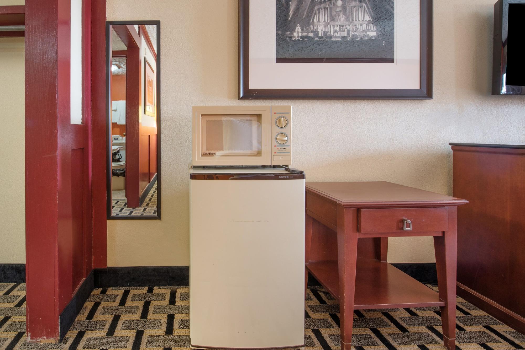 Howard Johnson By Wyndham San Marcos Ngoại thất bức ảnh