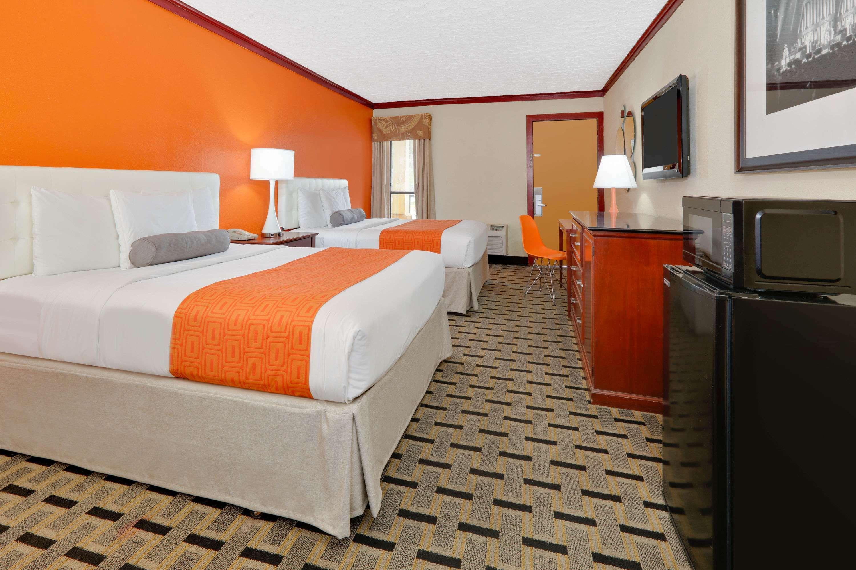 Howard Johnson By Wyndham San Marcos Ngoại thất bức ảnh